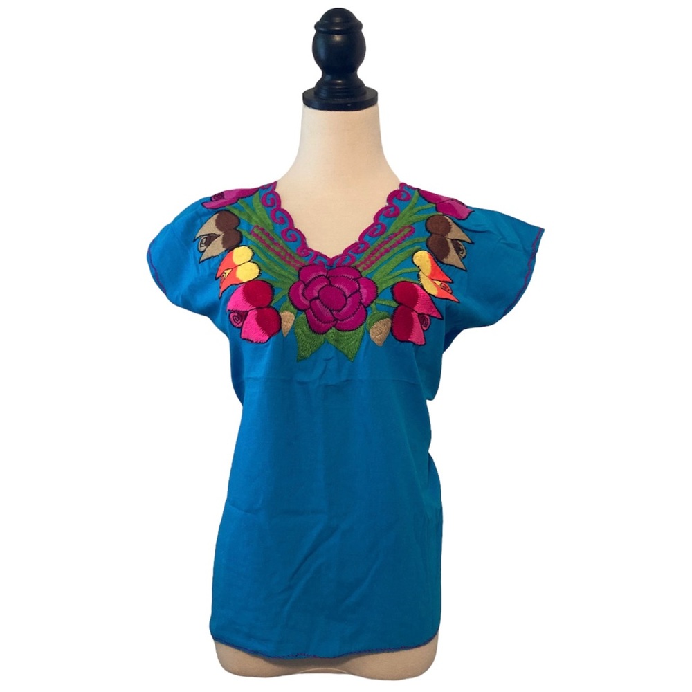 Womens Vintage Mexican Oaxaca Floral Embroidered Blouse